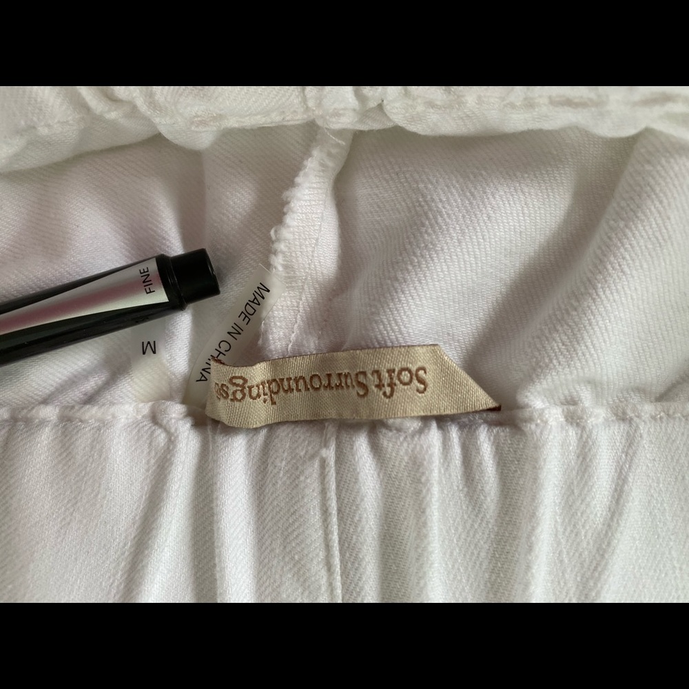 White pull-on jeans from Soft Surroundings, size M